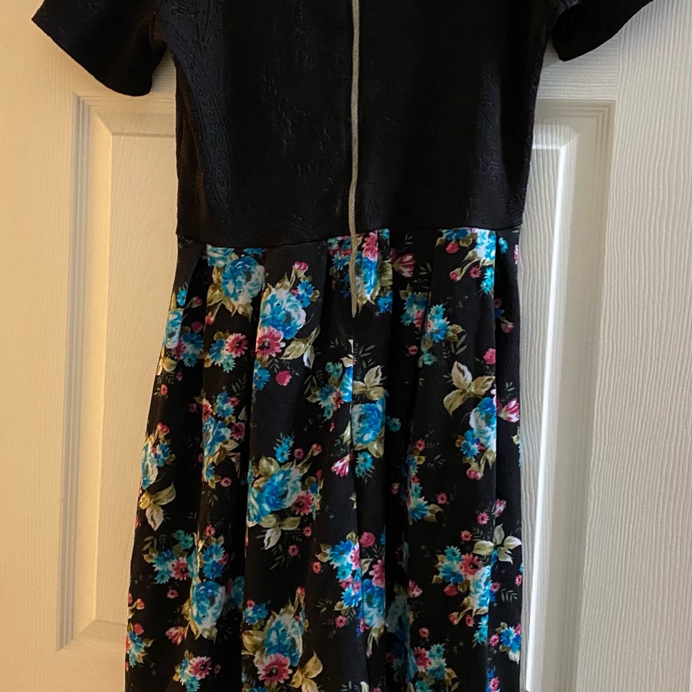 Lularoe Medium Gently Used Dress